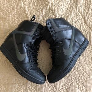 Nike Sky High Boots